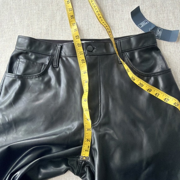 Abercrombie & Fitch Womens 12 Short Ultra High-Rise Faux Leather Straight Pant - Picture 7 of 13